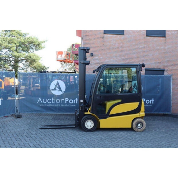 2011 Yale ERP25VL-49168255