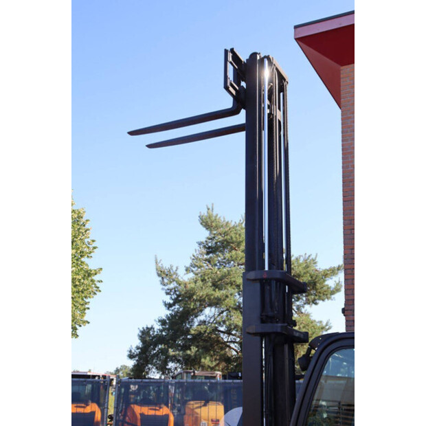 2011 Yale ERP25VL-49168281