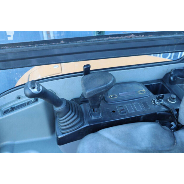 2022 CASE CX26C-49168301