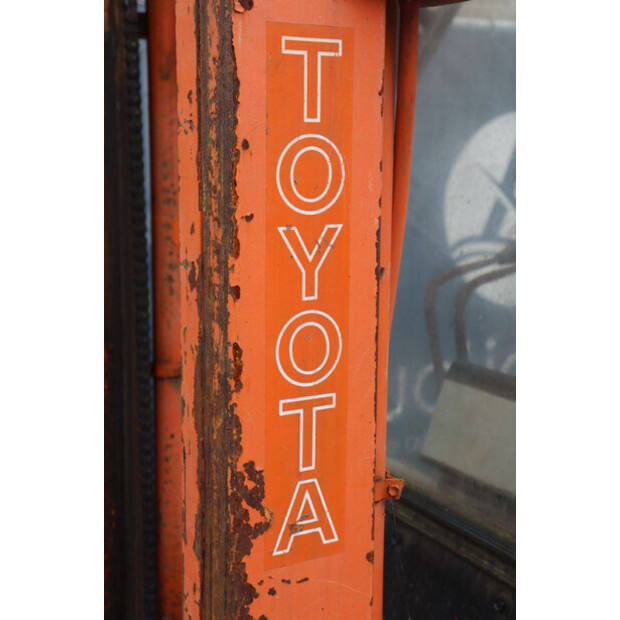 1992 Toyota 02-5FD 15-49168436