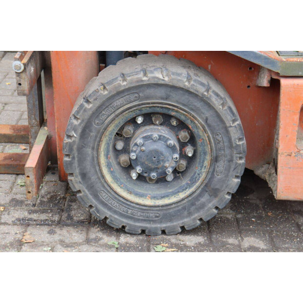 1990 NISSAN EH02A25-49168474