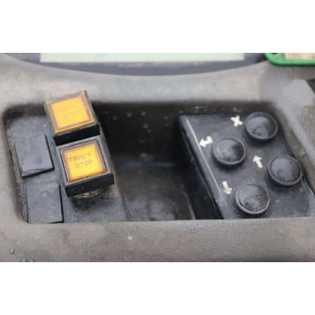 2004 MITSUBISHI RB16KN-49168660