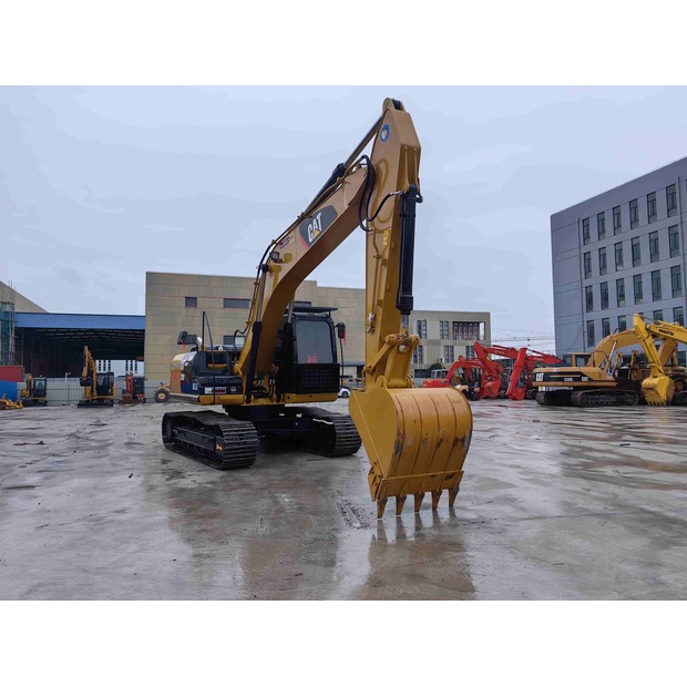 2024 Caterpillar 320D-49169002