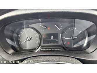2020-peugeot-expert-1489891-49169214
