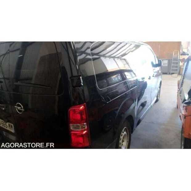 2021 Opel ZAFIRA-49169366