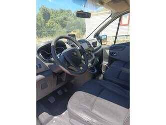 renault-trafic-1489905-49169439