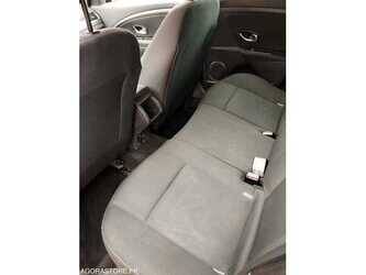 2013-renault-megane-1489907-49169516