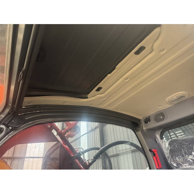2023 Doosan DX225 LCA-49173354