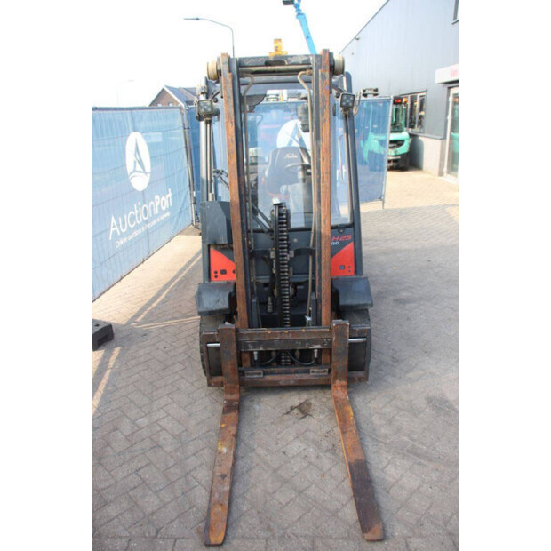 2014 ليندي H25D-02-49173624