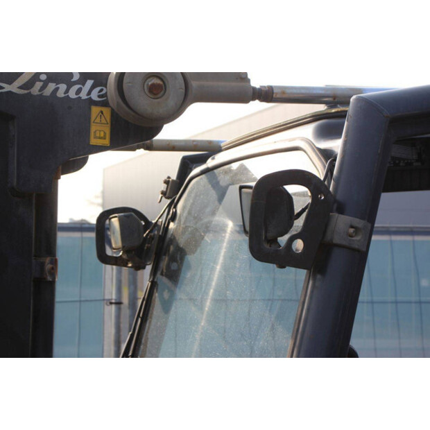 2014 ليندي H25D-02-49173630