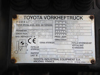 2009-toyota-02-8fdf30-1489994-49173704