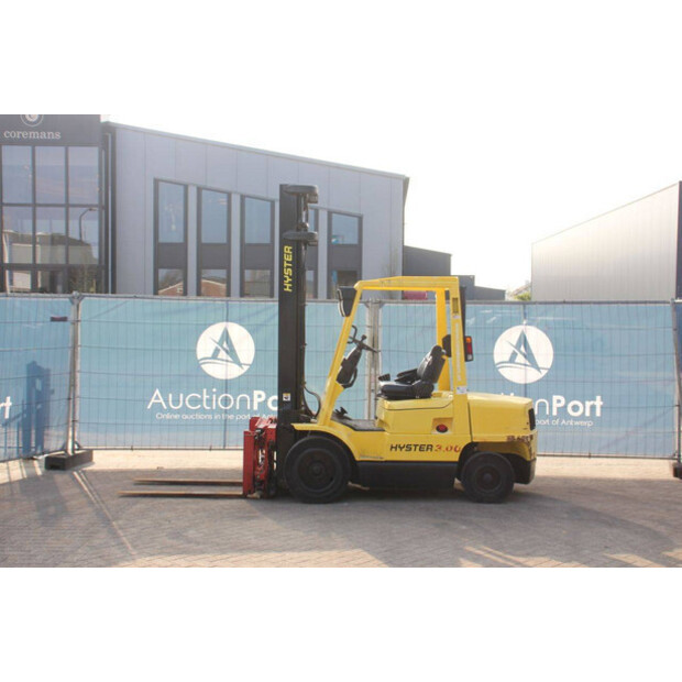 2004 Hyster H3.00XM-49173772