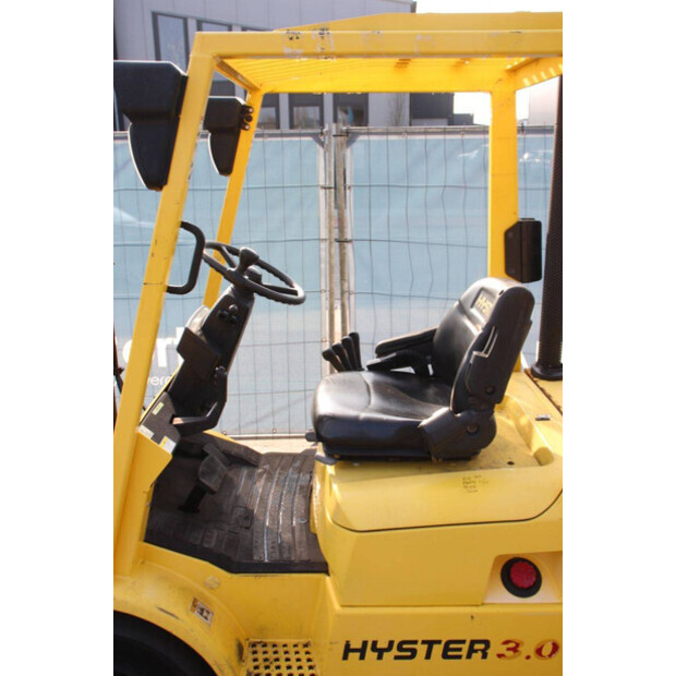 2004 Hyster H3.00XM-49173790