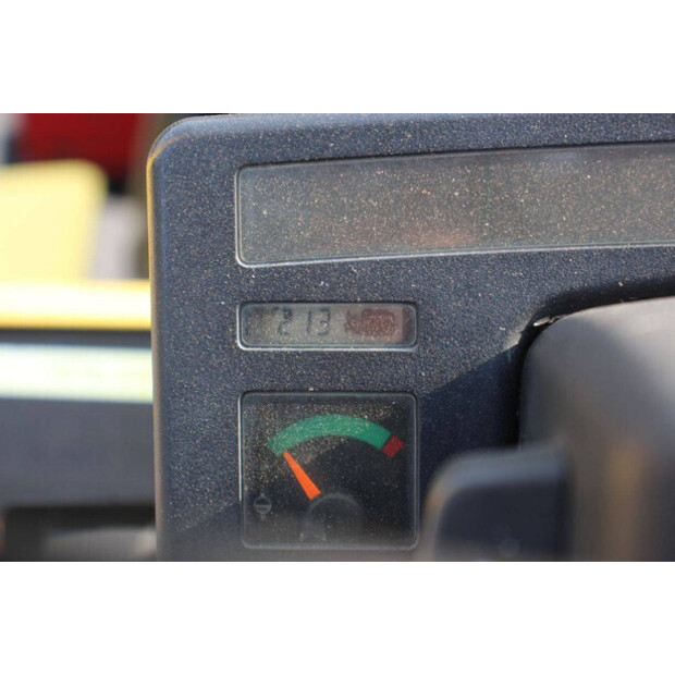 2004 Hyster H3.00XM-49173797