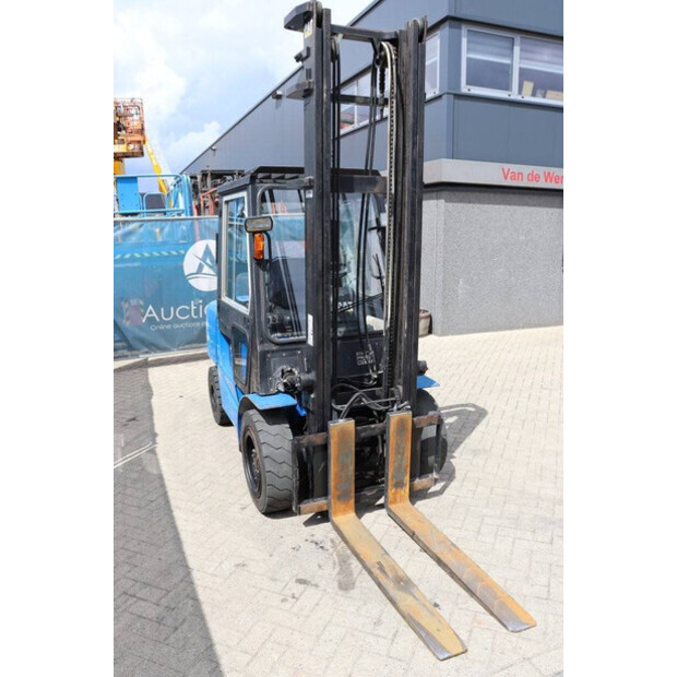 2001 Caterpillar DP35K-49173808