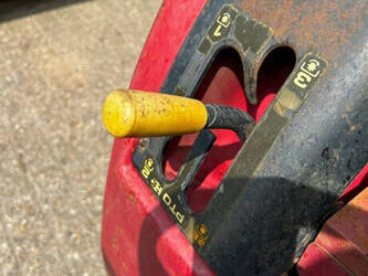 mitsubishi-mt165-1490011-49174267