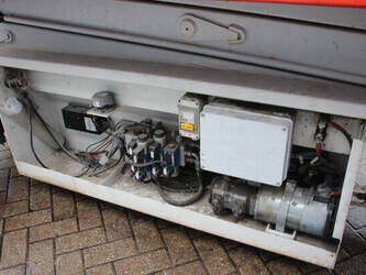 2015-holland-lift-monostar-v-sael14-1490025-49174564