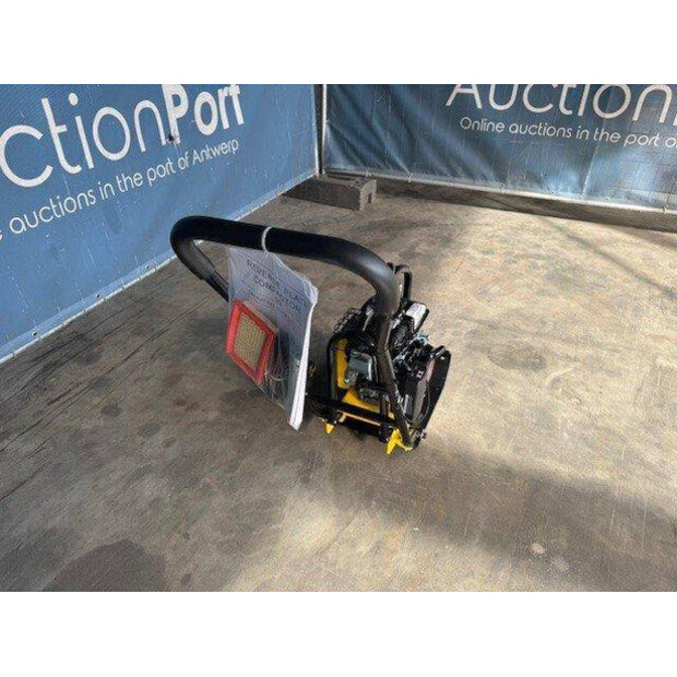 2024 BC C50L-49174650