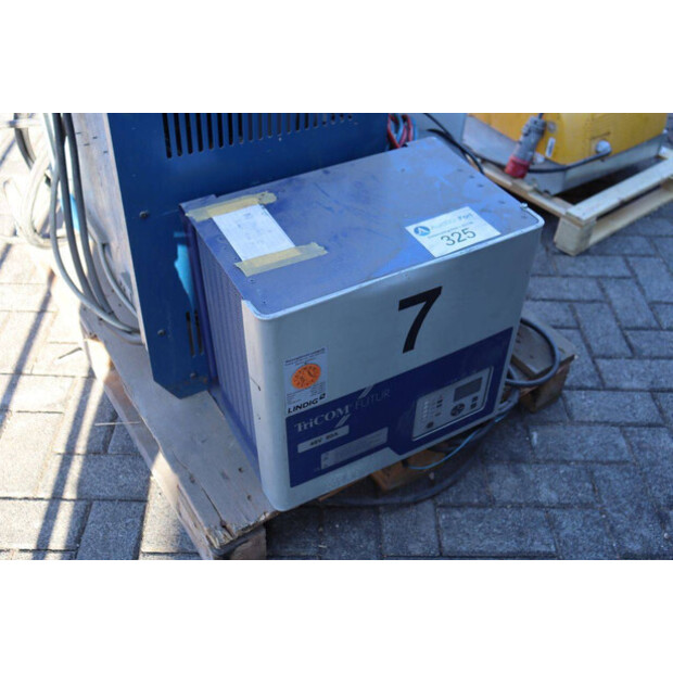 TRICOM Futur-49175051