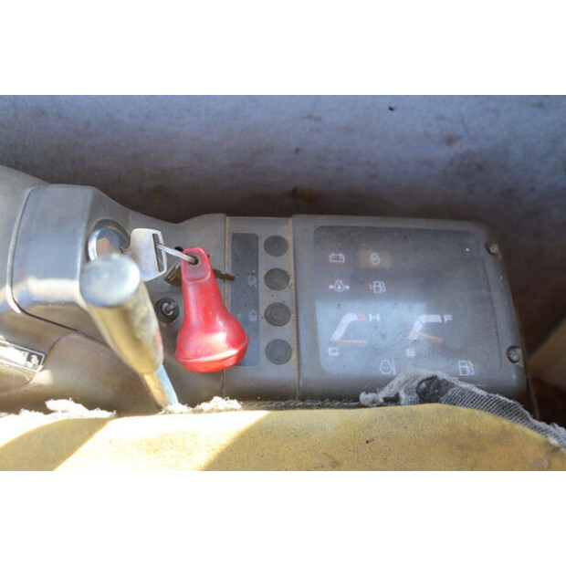 2001 KUBOTA KX251-49175183