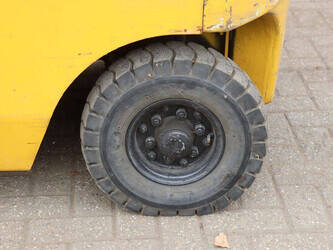 nyk-nichiyu-fb15p-43-370p-49175234