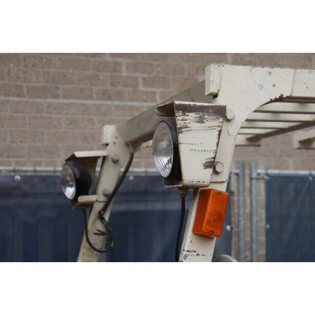 TCM FHB15H4-49175273