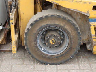 tcm-fhb15h4-49175274