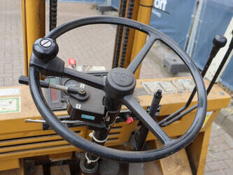 tcm-fhb15h4-49175282