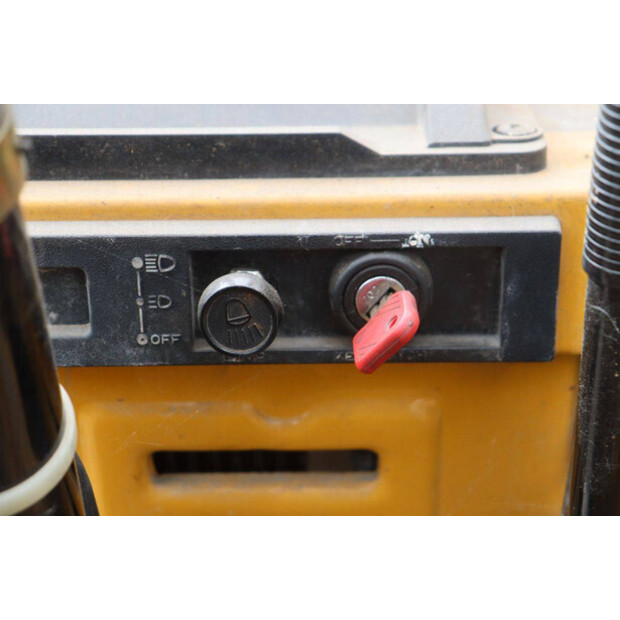 TCM FHB15H4-49175285