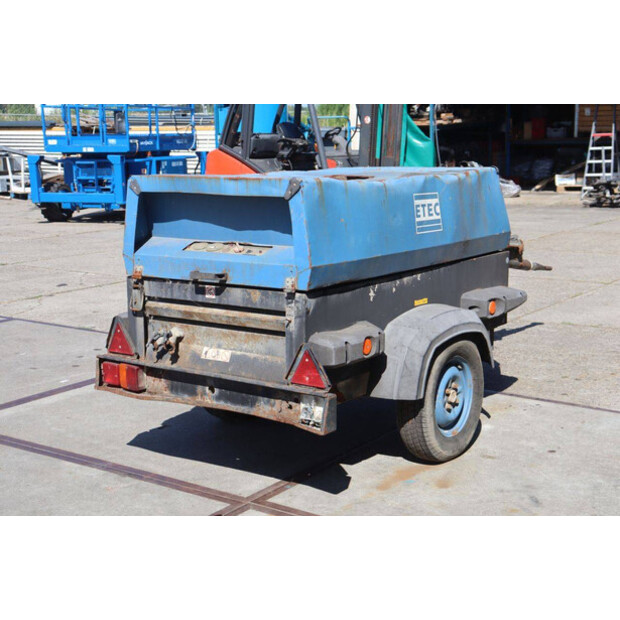 2004 أطلس كوبكو XAS57DD-49175299