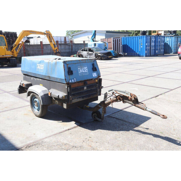 2004 أطلس كوبكو XAS57DD-49175300