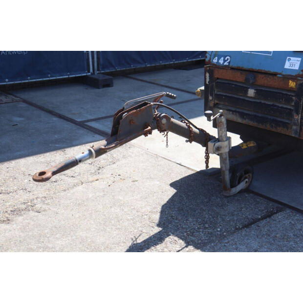 2004 أطلس كوبكو XAS57DD-49175303