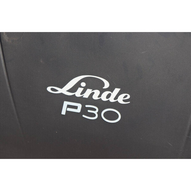 ليندي P30-49175548