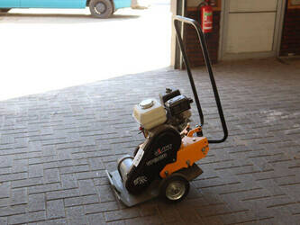 Image for VIBRATORY SOIL COMPACTORS 2025 GiANT GP1345G