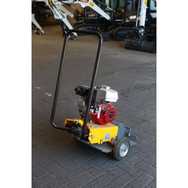 2025 GiANT GP1345G-49175676