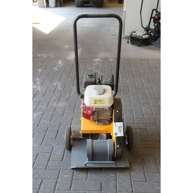 2025 GiANT GP1345G-49175678