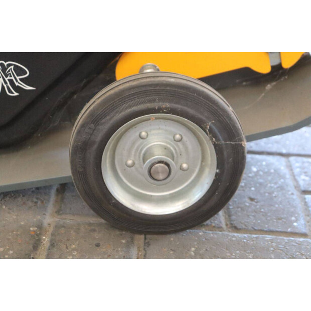 2025 GiANT GP1345G-49175680