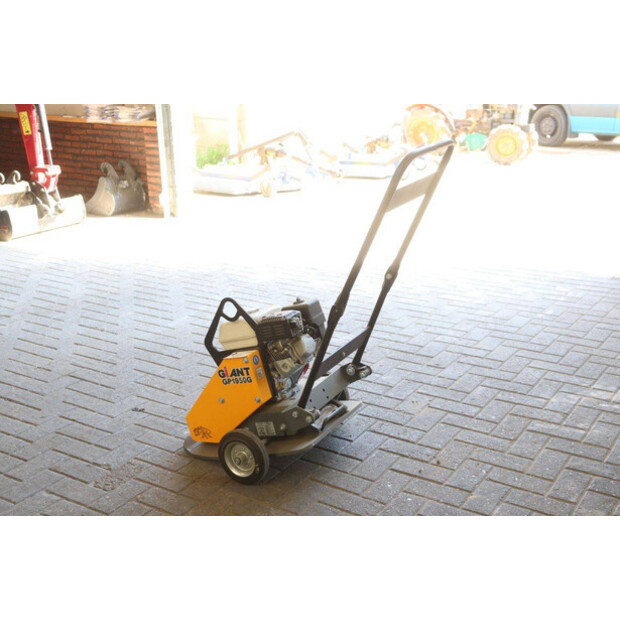 2025 GiANT GP1950G-49175702