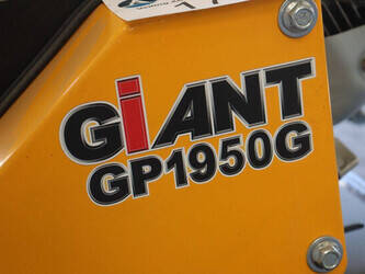 2025-giant-gp1950g-49175709