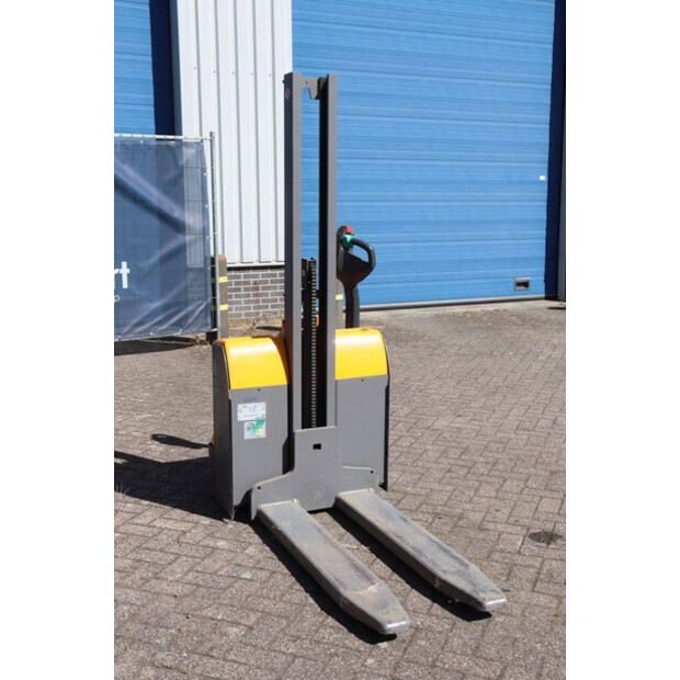 2020 Jungheinrich EMC 110-49175861