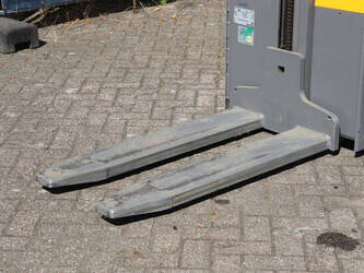 2020-jungheinrich-emc-110-49175864