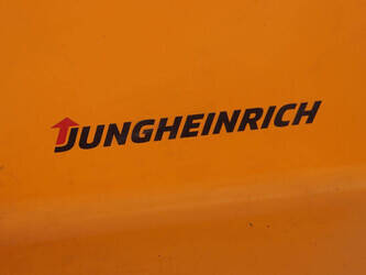 2020-jungheinrich-emc-110-49175875