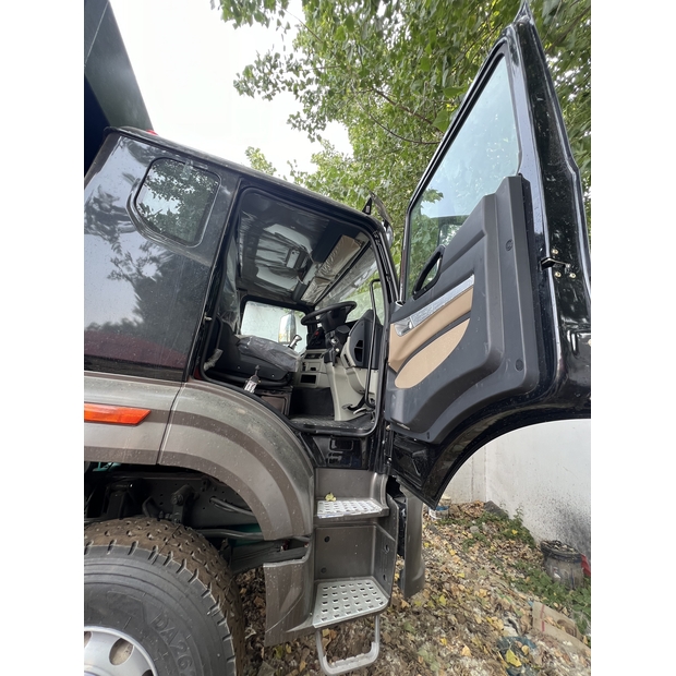 2025 HOWO 371HP-49179042