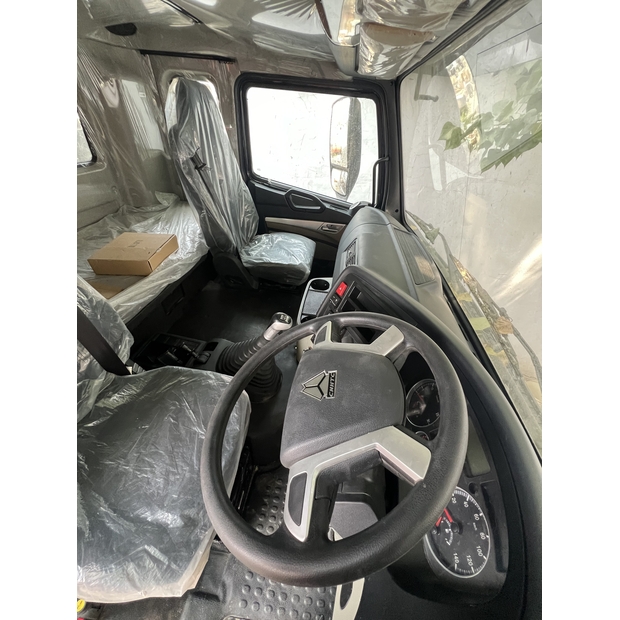 2025 HOWO 371HP-49179044