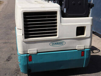 2002-tennant-6400-49180159