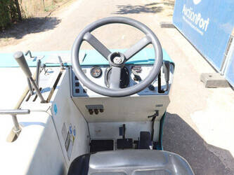 2002-tennant-6400-49180160