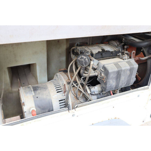2006 MULTIQUIP Hawk LT12-49180392