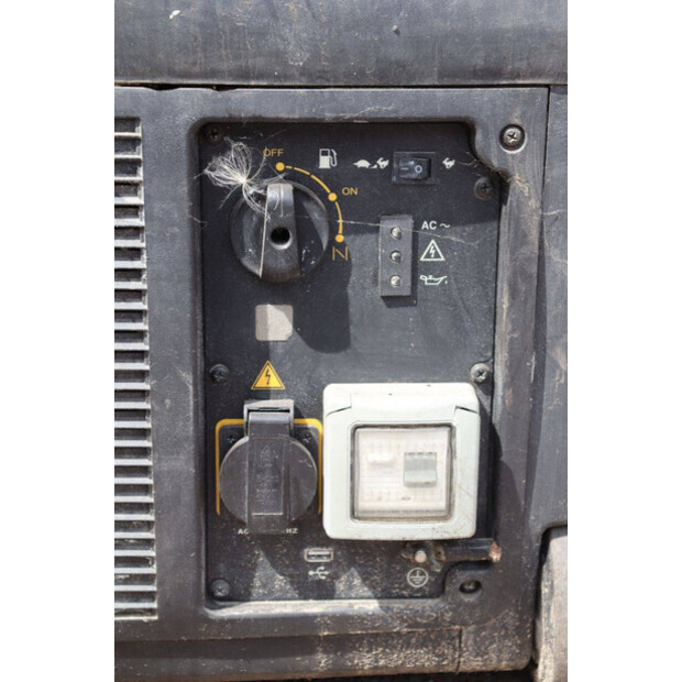 2018 ACCESS 3000 i-49180447