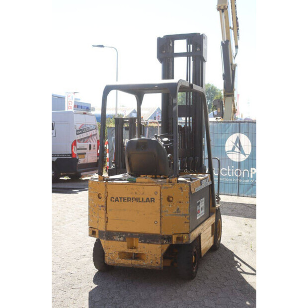 1996 Caterpillar F50DSA-49180594