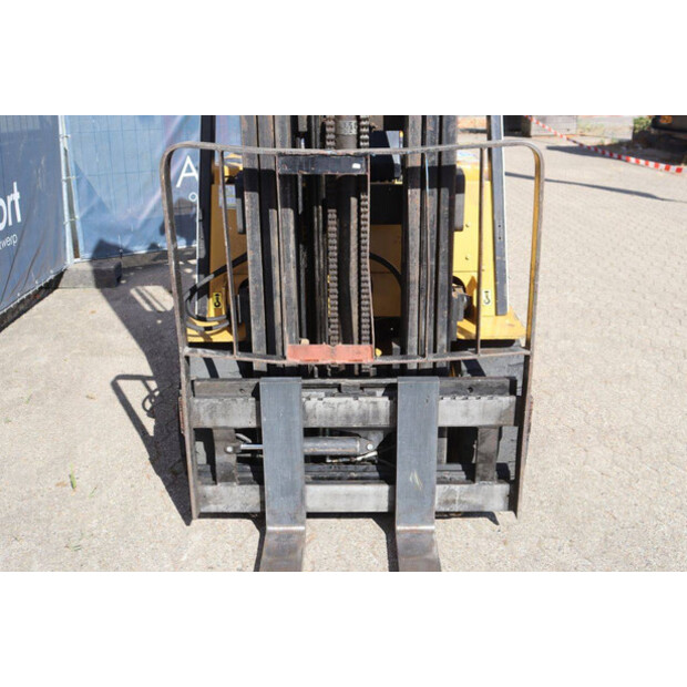 1996 Caterpillar F50DSA-49180601